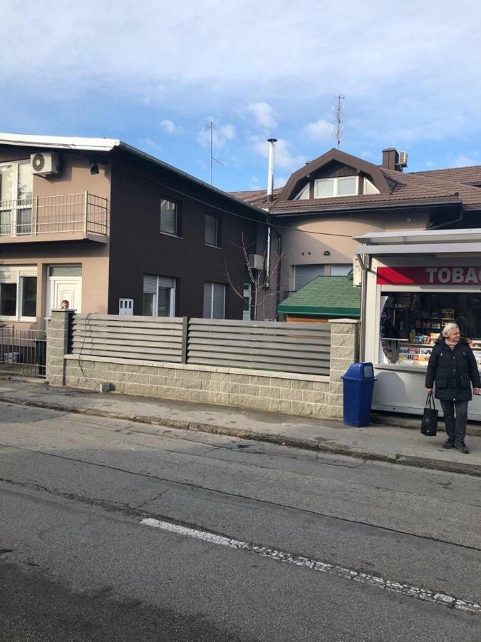 Villa Zoki - soba dnevni najam Zagreb Exterior foto
